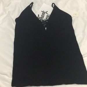 IDA Fashion Women’s black stretchy crisscross tank top sz M-L NWT